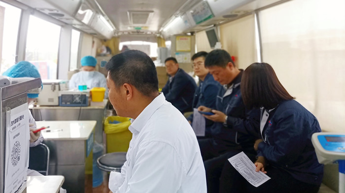 沈陽航空產(chǎn)業(yè)集團組織員工開展“獻熱血、踐初心”無償獻血活動